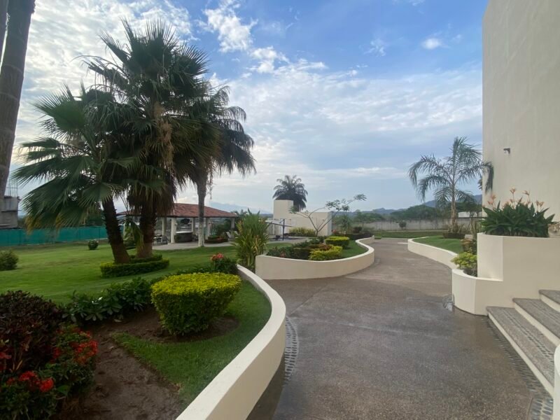 Departamento amueblado en Serene Residencial cerca de Av. Poetas en Puerto Vallarta