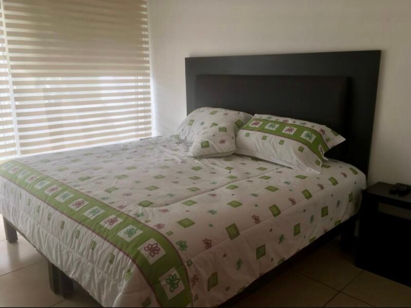 Casa en Renta Las Ceibas