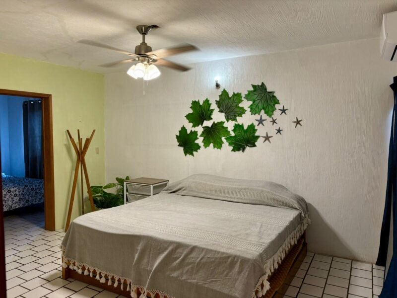 Casa amplia de 3 recámaras en María Montessori