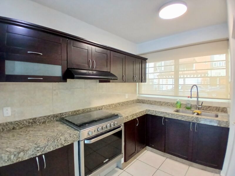 CASA EN RENTA EN Fluvial Vallarta — PUERTO VALLARTA