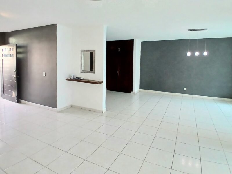 CASA EN RENTA EN Fluvial Vallarta — PUERTO VALLARTA