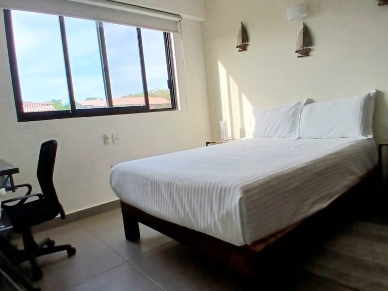 Vive Nuevo Vallarta: Departamento en Puertarena con seguridad, alberca y renta a largo plazo