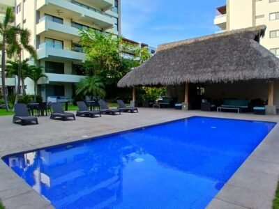 Vive Nuevo Vallarta: Departamento en Puertarena con seguridad, alberca y renta a largo plazo