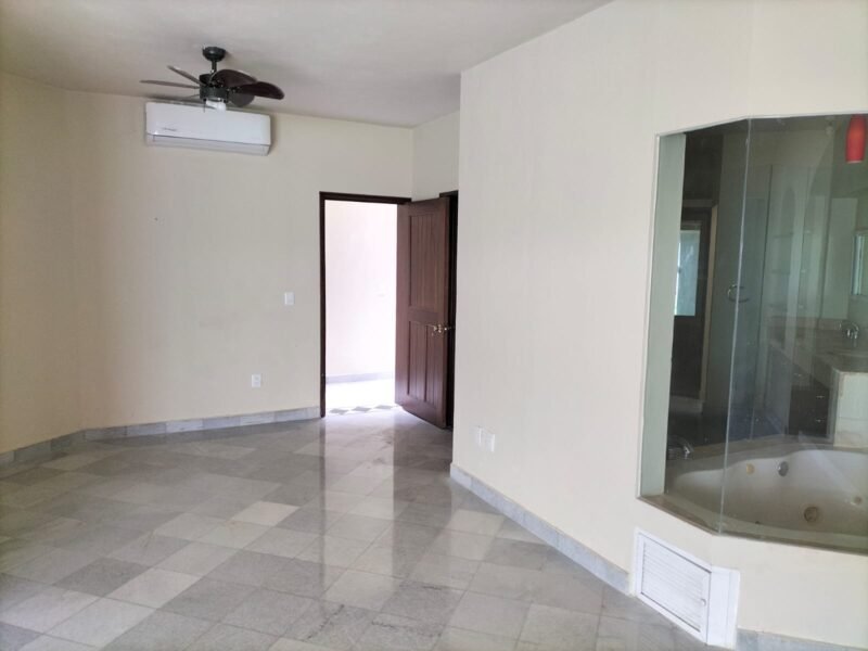 CASA VENECIA | EN RENTA A LARGO PLAZO